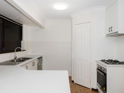 6 Dargin Way, Rockingham WA 6168