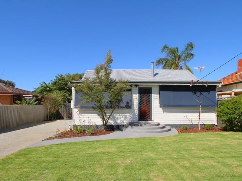 33 Boulder Ave, Ascot WA 6104