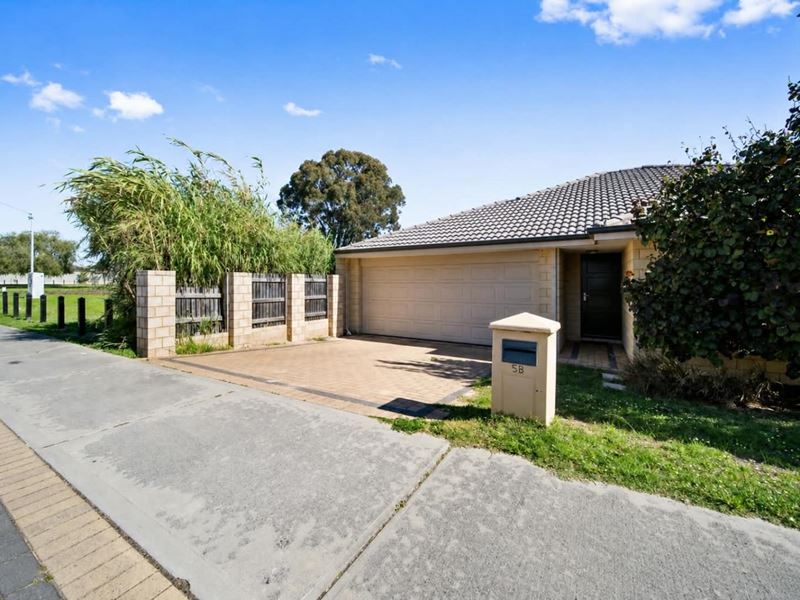 5B Ayer Road, Queens Park WA 6107