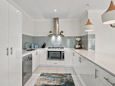 100 Castlewood Parkway, Southern River WA 6110