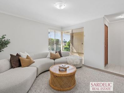1/7 Mcdougall Street, Como WA 6152