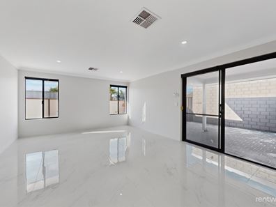 3/20 Wellaton Street, Midvale WA 6056