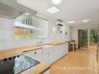 5 Gregona Place, Kalamunda WA 6076