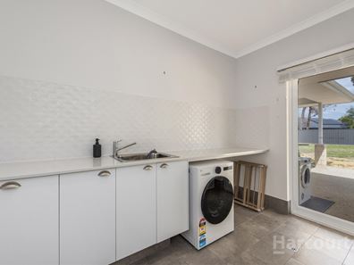 56 Balwina Road, Greenfields WA 6210