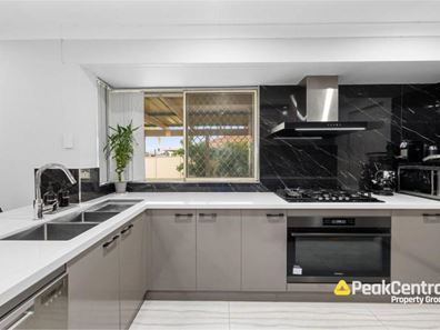 17 Lucinda Court, Huntingdale WA 6110