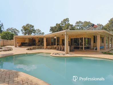 11 Farrant Street, Gooseberry Hill WA 6076