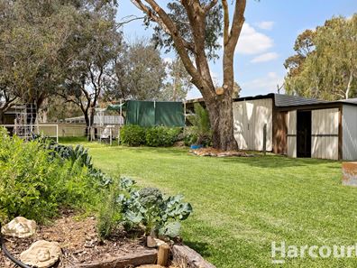 4 George Beacham Way, Pinjarra WA 6208