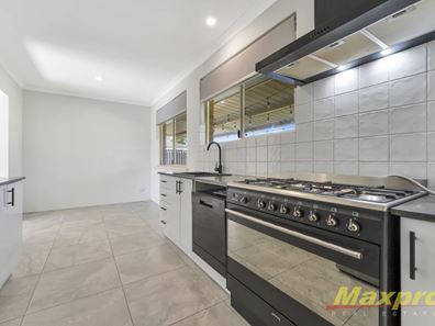 26 Winfield Street, Lynwood WA 6147