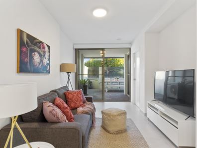1/14 Kyarra  Street, Innaloo WA 6018
