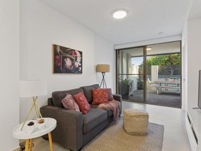 1/14 Kyarra  Street, Innaloo WA 6018