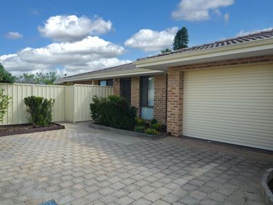 6/12 Brian Avenue, Yokine WA 6060
