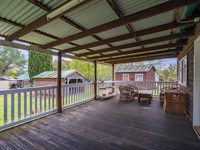 7 Nyamup Road, Dingup WA 6258