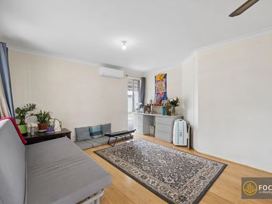 7 Griffin Close, Langford WA 6147