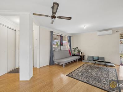 7 Griffin Close, Langford WA 6147