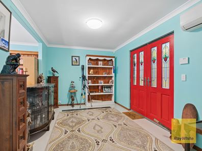 16 Upwood Circle, High Wycombe WA 6057