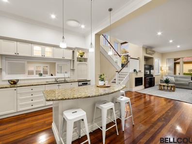 6 Lockhart Street, Como WA 6152