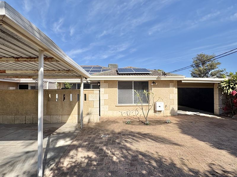 37A Ravenhill Road, Thornlie WA 6108