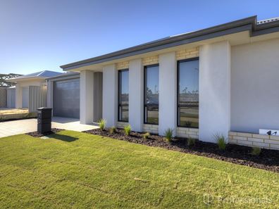 22 Imperial Entrance, Eglinton WA 6034
