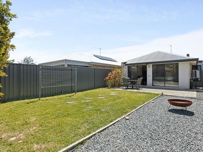24 Stithians Avenue, Aveley WA 6069