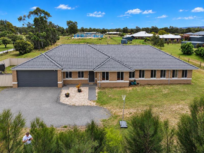 86 Gossage Road, Cardup WA 6122