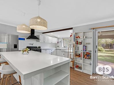 7 Spinnaker Drive, Leschenault WA 6233