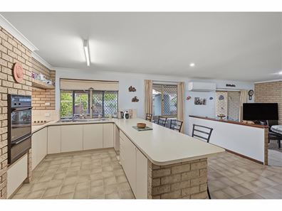 62 William Drive, Broadwater WA 6280
