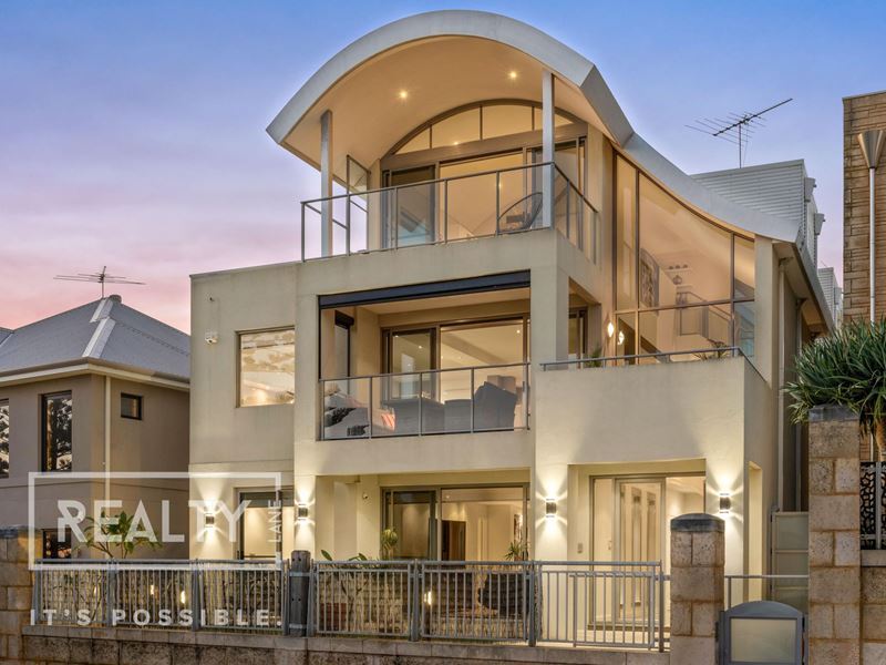 12 Swansea Promenade, Mindarie WA 6030