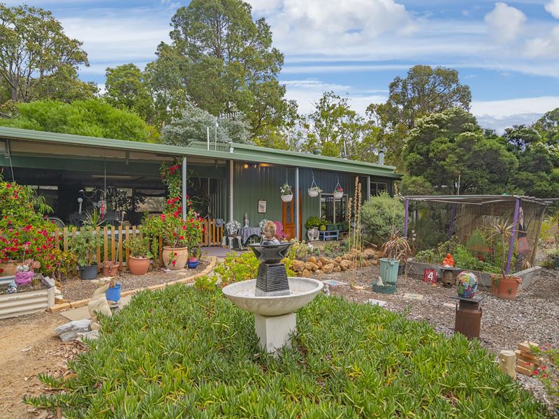 40 Griffiths Road, Nannup