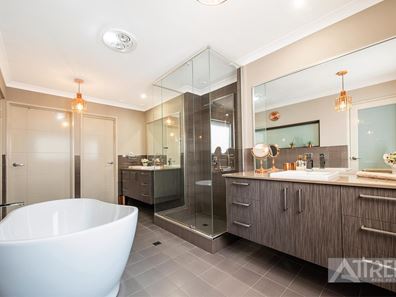 57 Villatella Gardens, Piara Waters WA 6112