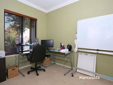 76 Goodwood Way, Canning Vale WA 6155