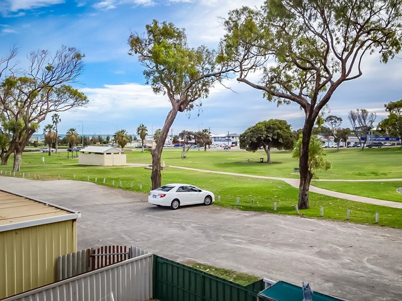 9B View Street, Geraldton WA 6530