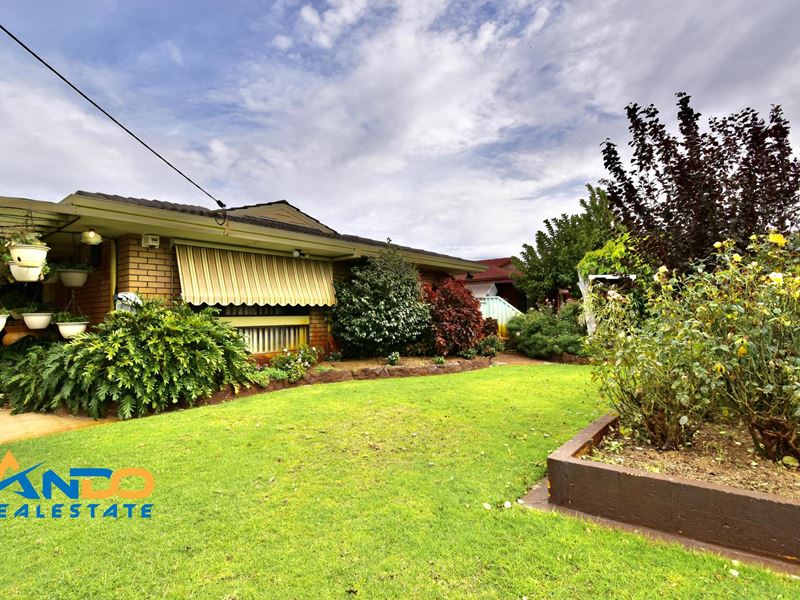 30 Mirrelia Way, Riverton WA 6148