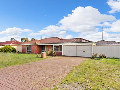 1 Brunswick Road, Thornlie WA 6108