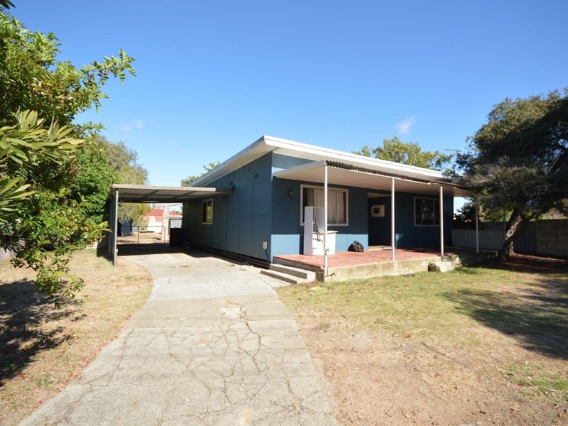 33 Wanjeep Street, Coodanup WA 6210