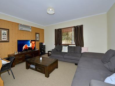 33 Wanjeep Street, Coodanup WA 6210