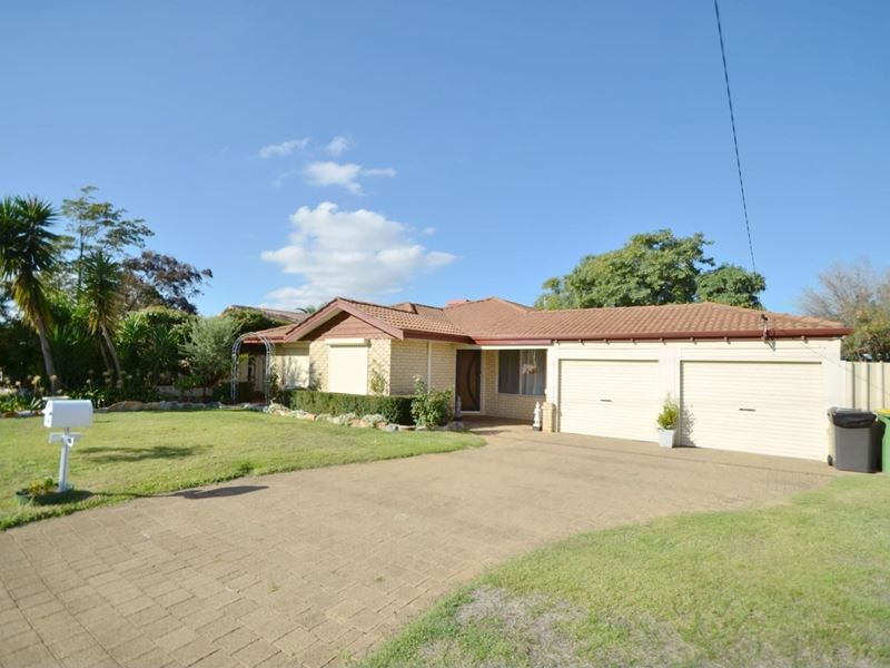 66 McLean Road, Canning Vale WA 6155