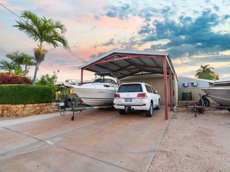 9 Carey Street, Exmouth