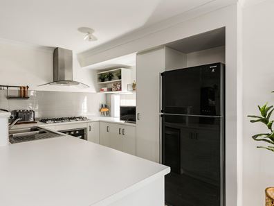 9 Kasanka Avenue, Brabham WA 6055