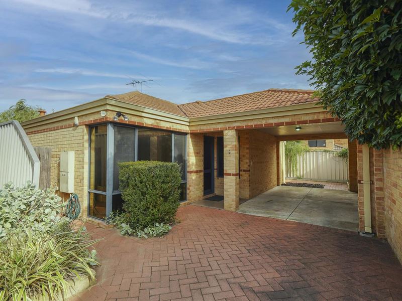 6/18-20 The Crescent, Redcliffe
