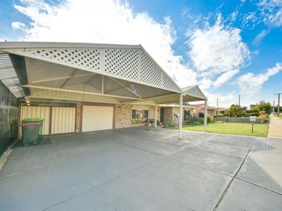 10 Broughton Way, Rockingham WA 6168