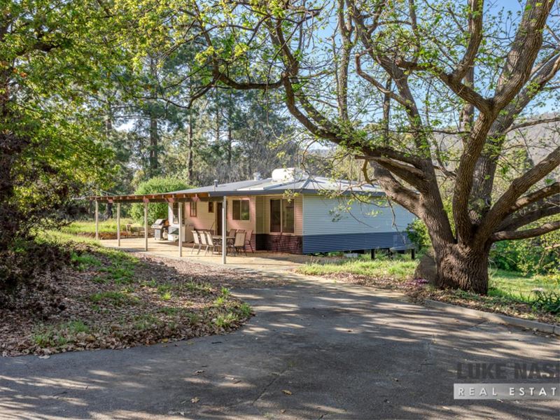 1 Keays Road, Kelmscott WA 6111