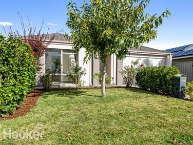 31 Blacksmith Street, Queens Park WA 6107