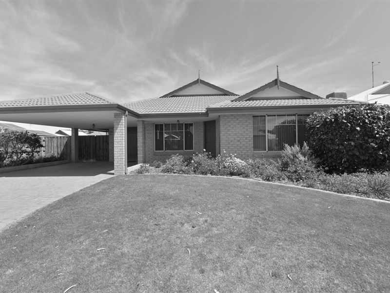 9 Glenelg Way, Meadow Springs WA 6210