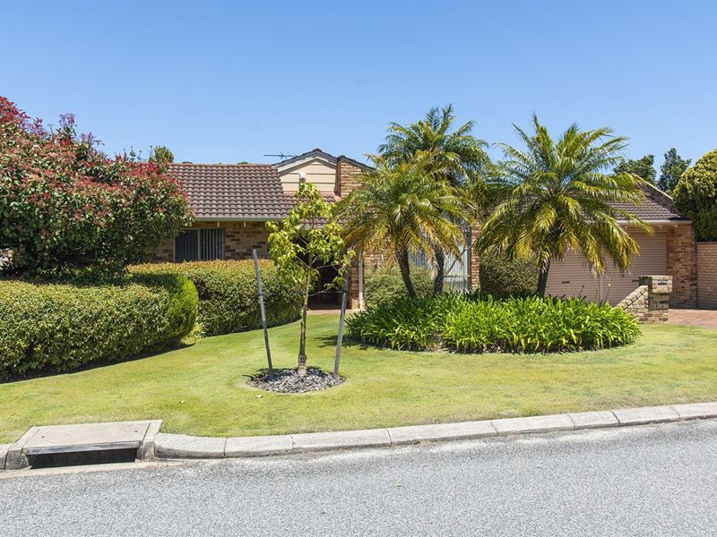 9 VENICE COURT, Dianella