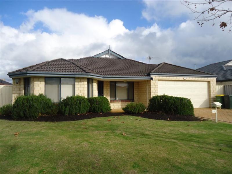 106 San Sebastian Boulevard, Port Kennedy WA 6172