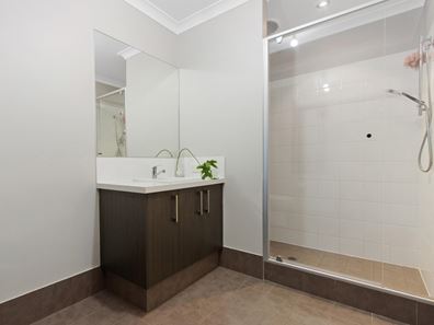 4 Ravensfield Road, Baldivis WA 6171