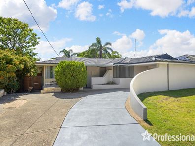 6 Barwon Road, Craigie WA 6025