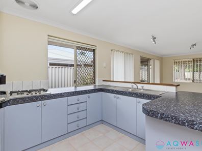 8 Stirling Close, Port Kennedy WA 6172