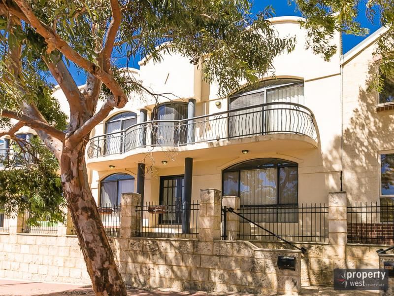 461 Lakeside Drive, Joondalup