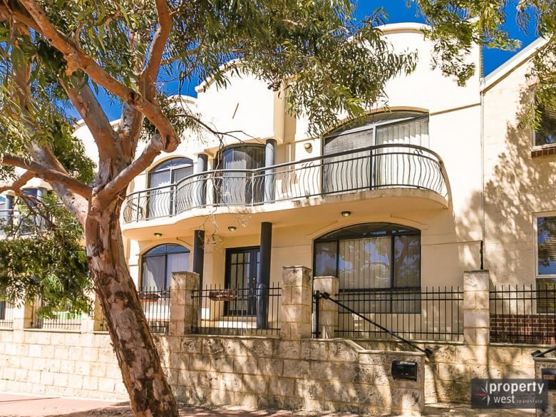 461 Lakeside Drive, Joondalup WA 6027